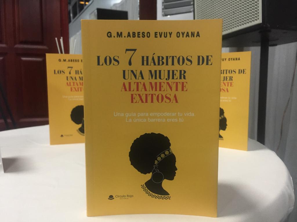 El investigador Gaspar M. Abeso Evuy presenta su libro “Los 7 hábitos de una mujer altamente exitosa”