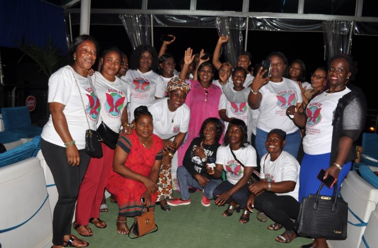 Asuntos Sociales felicita a las mujeres productoras de Guinea Ecuatorial por su exposición en las cumbres de la UA