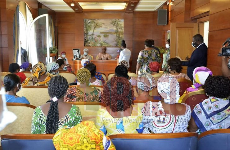 La Primera Dama instruye a las representantes de los mercados de Malabo sobre el crédito de 6.800.000.000 XAF concedido por el BDEAC