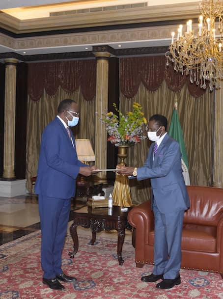 Obiang Nguema Mbasogo recibe una invitación del Presidente de Níger para participar en la conferencia sobre la industrialización del continente africano