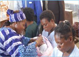 Reduce considerablemente la tasa de mortalidad infantil en Guinea Ecuatorial