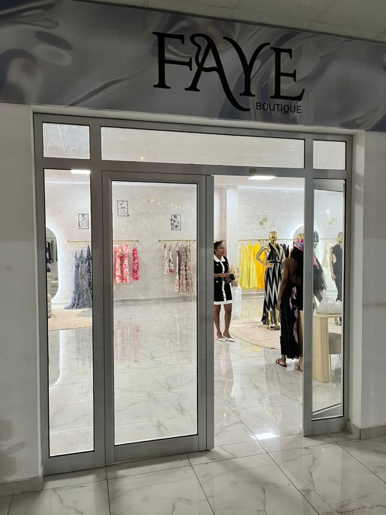 Boutique Faye, lugar ideal de compra de prendas para jóvenes en Afri Mall de Malabo