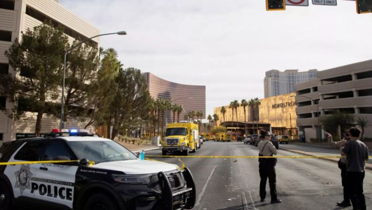 EE.UU: Un muerto en la explosión de un auto de Tesla frente al hotel Trump Hotel en Las Vegas